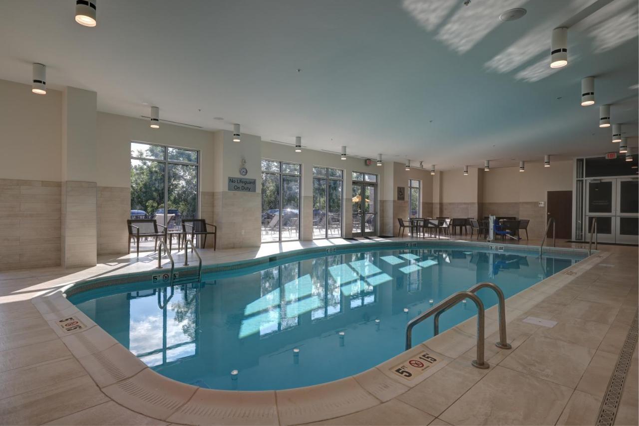 Courtyard By Marriott Iowa City University Heights Ngoại thất bức ảnh