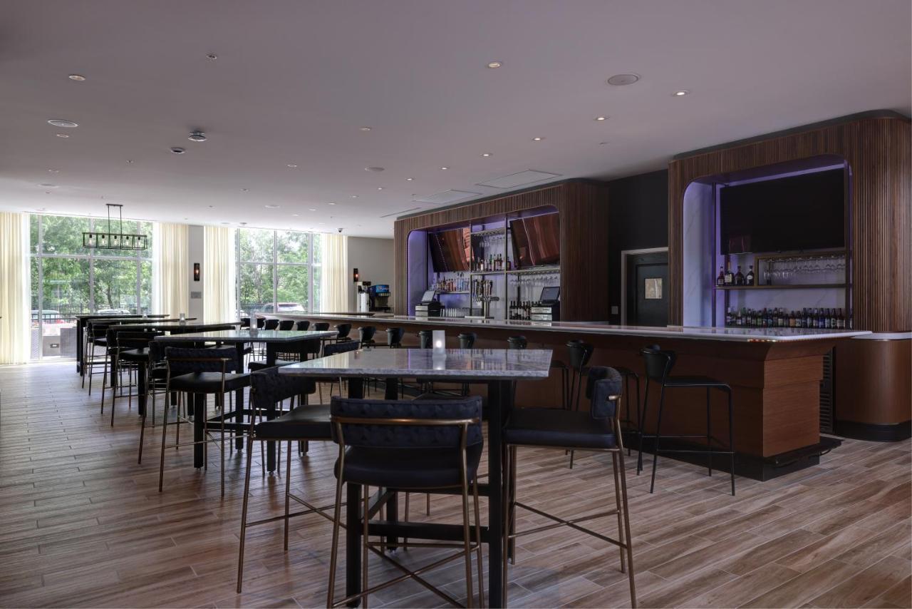 Courtyard By Marriott Iowa City University Heights Ngoại thất bức ảnh