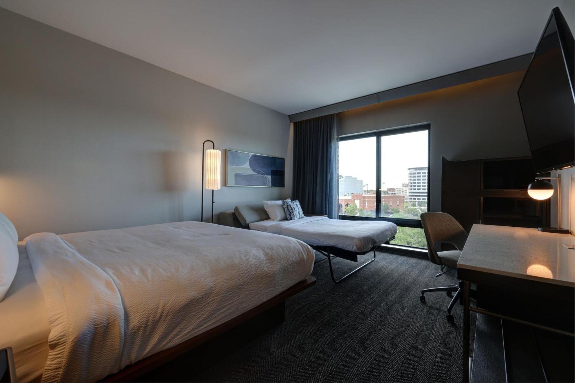 Courtyard By Marriott Iowa City University Heights Ngoại thất bức ảnh