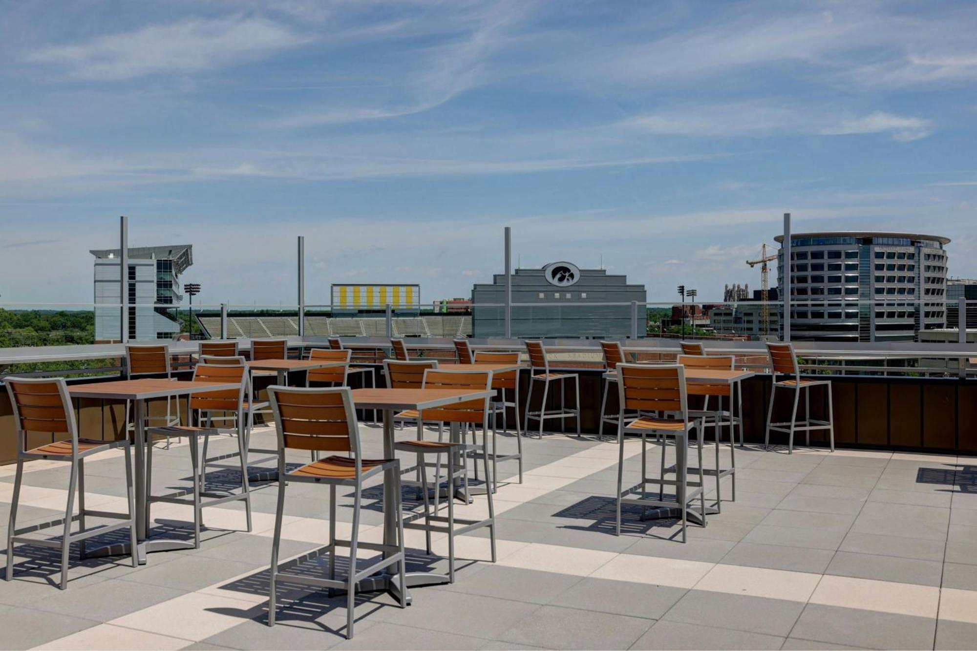 Courtyard By Marriott Iowa City University Heights Ngoại thất bức ảnh